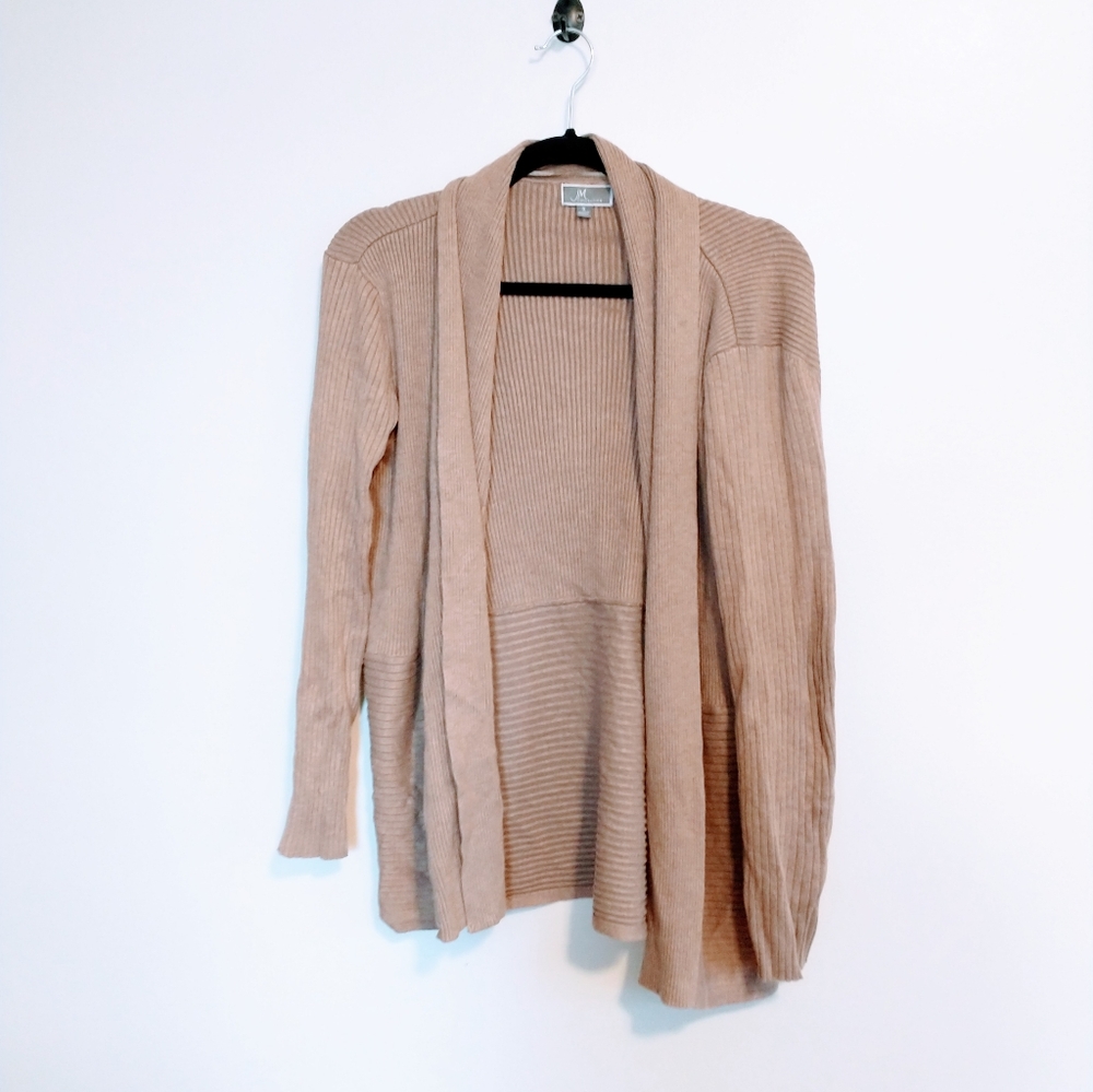 JM collection ribbed tan cardigan draped open front size small, mild wash wear a